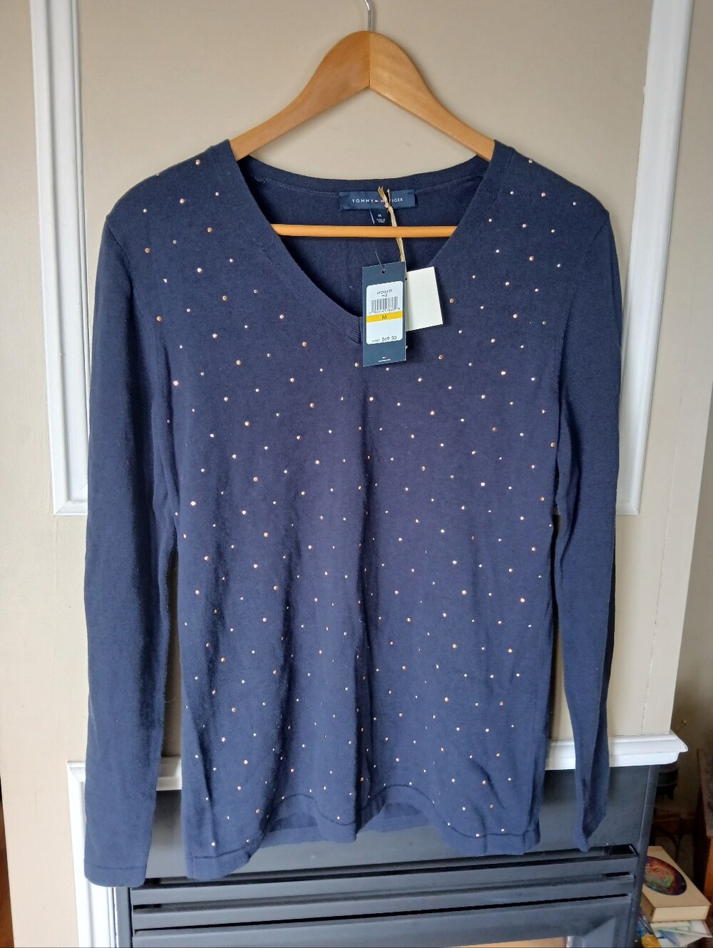 Tommy Hilfiger | NWT Navy blue v-neck long sleeve sweater Women's Size Medium - Picture 6 of 7